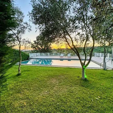 Green Garden & Pool فيلة Gurre e Vogel