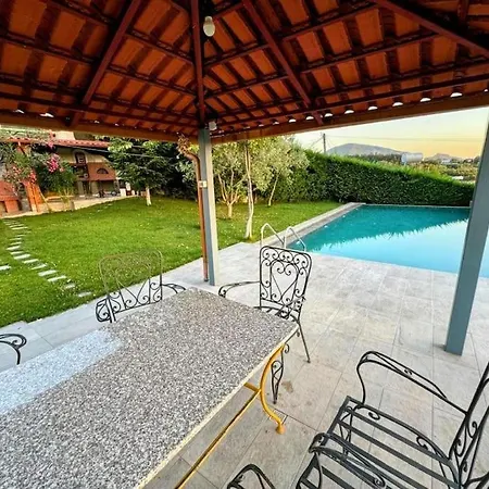 Villa Green Garden & Pool Gurre e Vogel